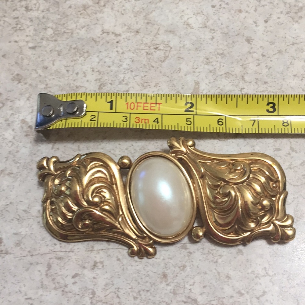 VINTAGE SIGNED GINNIE JOHANSON ‘89 PEARL BROOCH - Picture 4 of 5